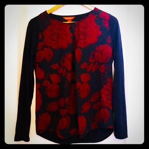Joe Fresh top w/cotton and floral, silky fabric.